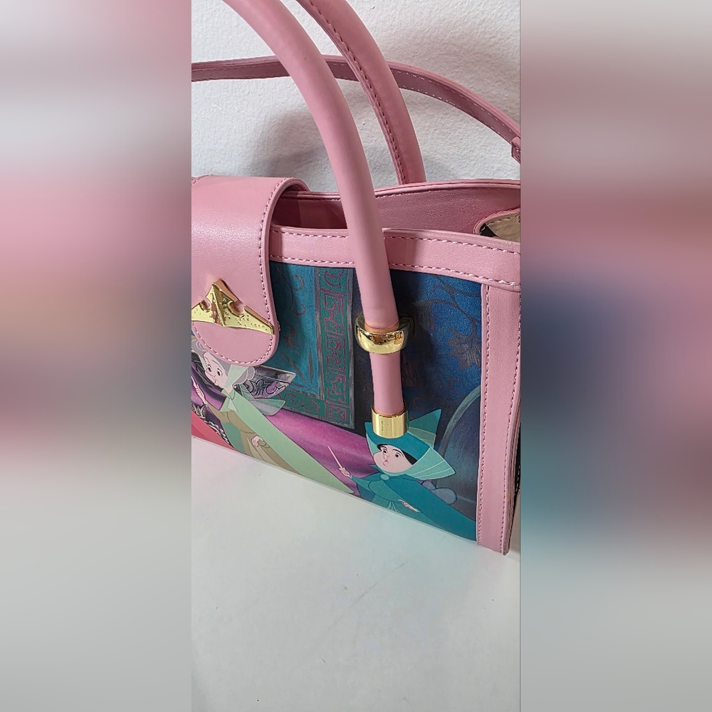 ⭐️Loungefly Disney Sleeping Beauty Crossbody Bag And Matching Wallet - Picture 2 of 15